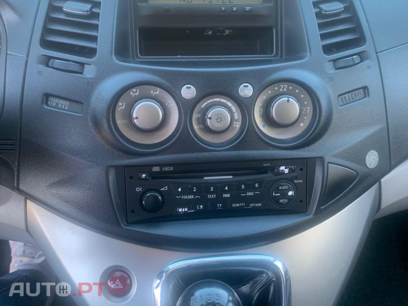 Mitsubishi Grandis 2.0 DI-D Invite
