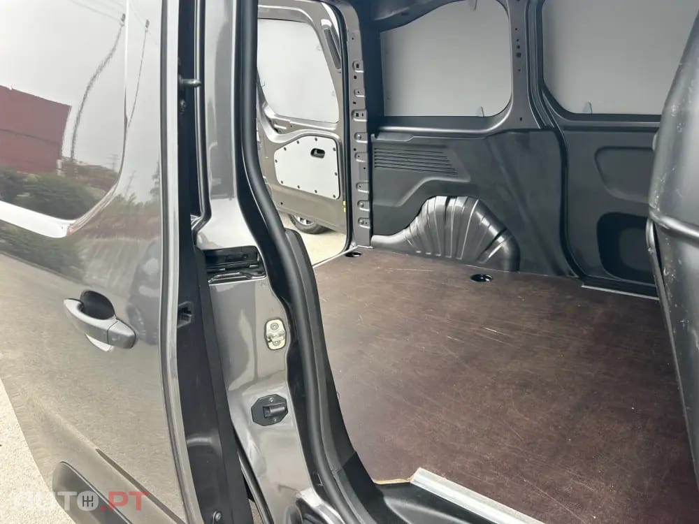 Peugeot Partner 1.5 BlueHDi Premium Standard Plus