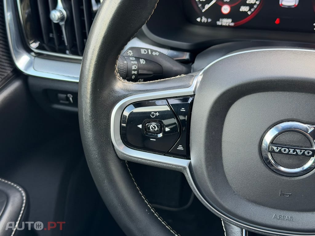 Volvo V60 2.0 T6 AWD TE R-Design