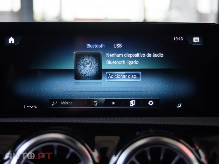 Mercedes-Benz A 180 d AMG Line
