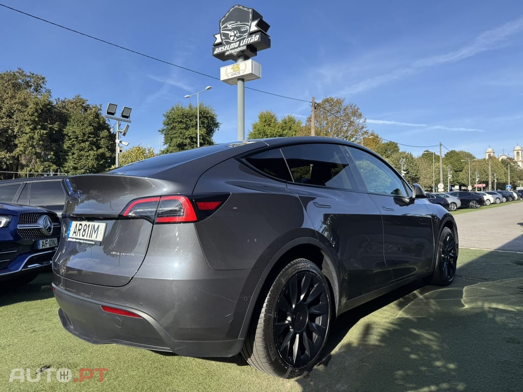 Tesla Model Y Long Range Tração Integral