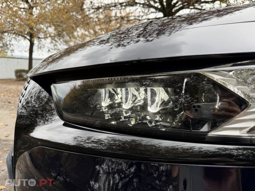 DS DS7 Crossback E-Tense Performance Line EAT8