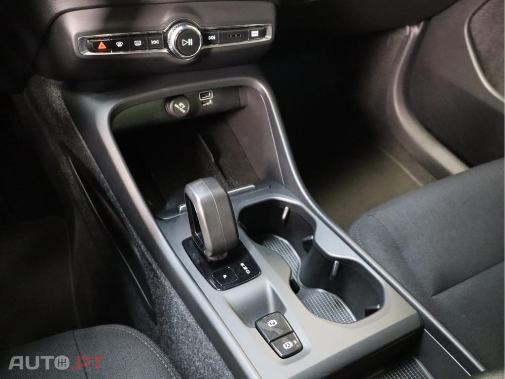 Volvo XC40 1.5 T4 211 PHEV Essential