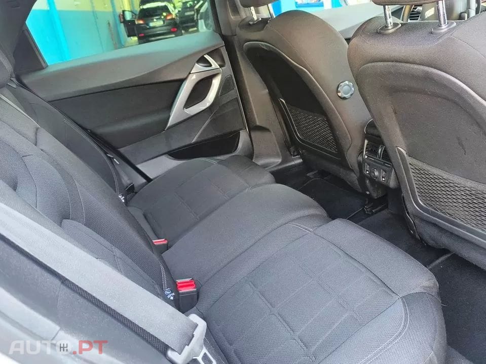 Citroen DS5 1.6 e-HDi Air. So Chic CMP6 112g