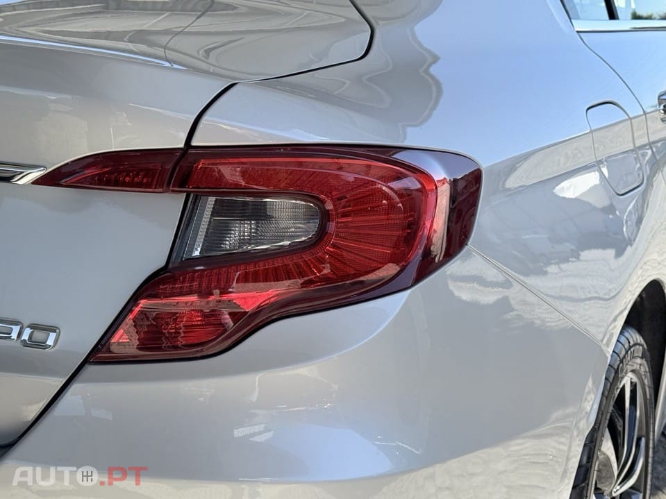 Fiat Tipo 1.3 M-Jet Lounge