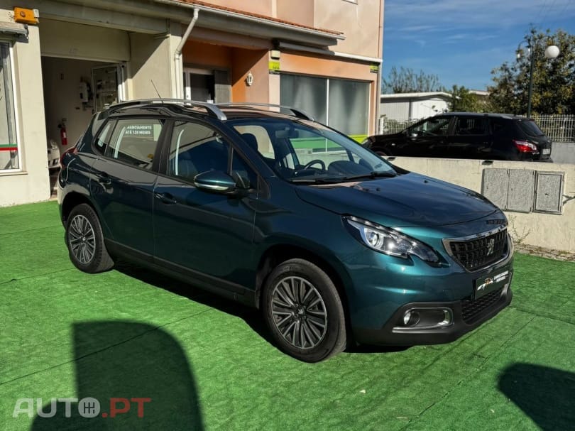 Peugeot 2008 1.2 PureTech Style
