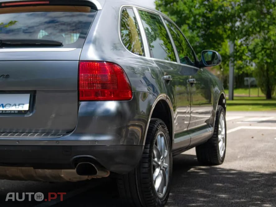 Porsche Cayenne Tiptronic