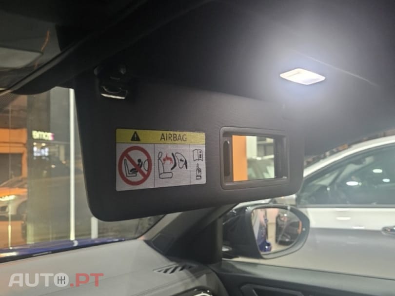 Volkswagen T-Roc 2.0 TDI R-Line DSG