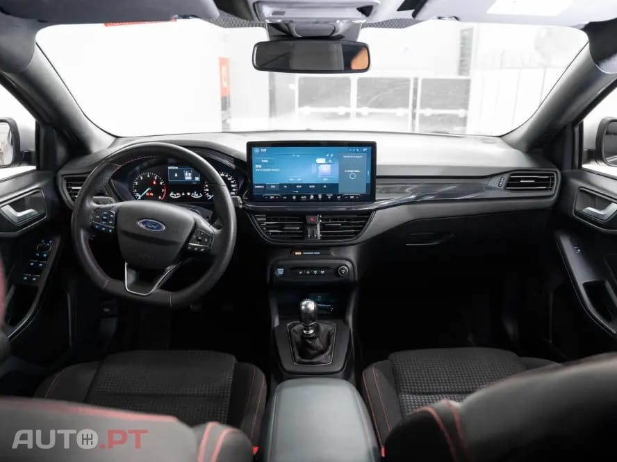Ford Focus 1.0 EcoBoost MHEV ST-Line
