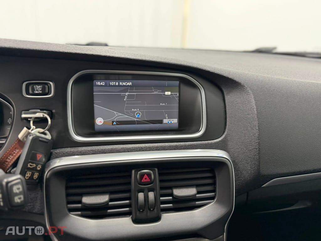 Volvo V40 1.6 D2 Momentum