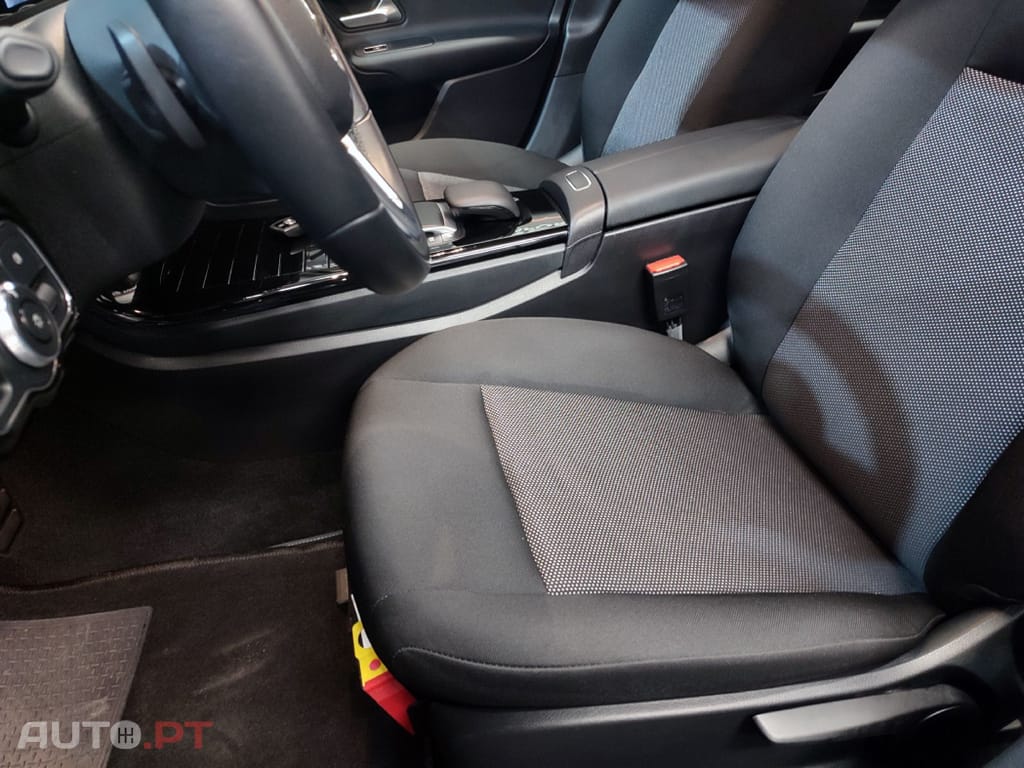 Mercedes-Benz A 180 Business Solution