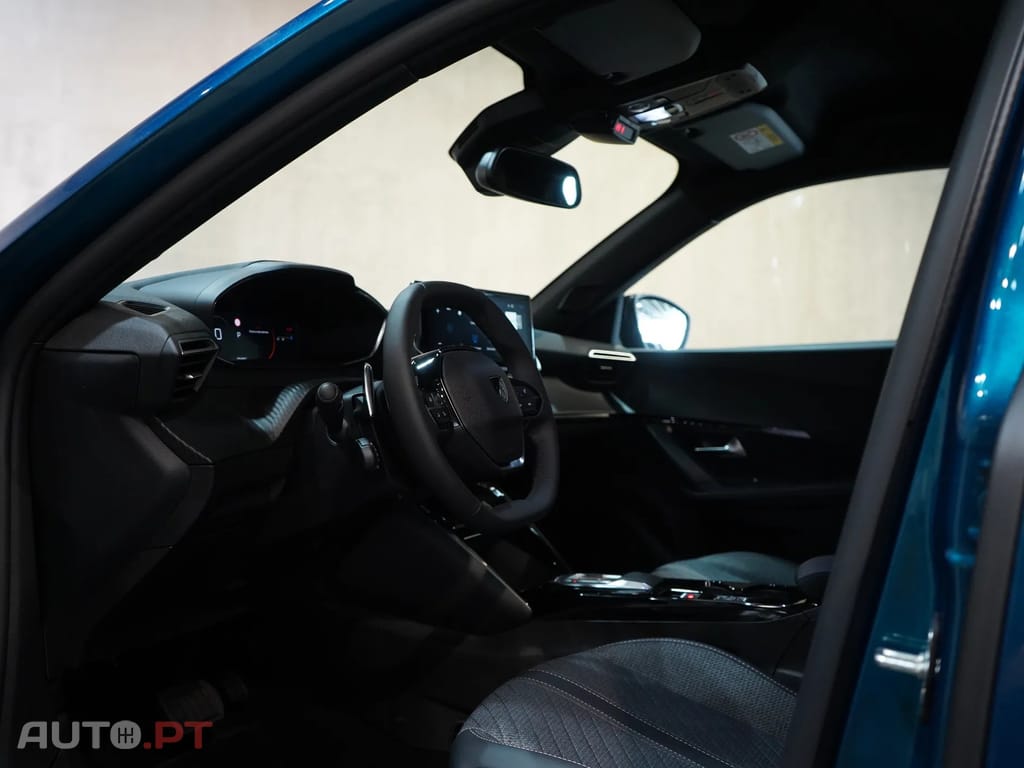 Peugeot 2008 1.2 Hybrid Allure e-DCS6