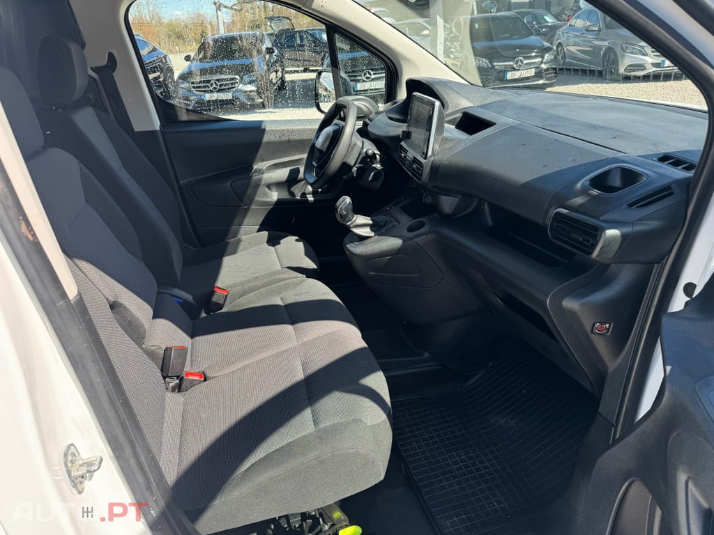 Peugeot Partner 1.5 BlueHDi Pro Standard Plus
