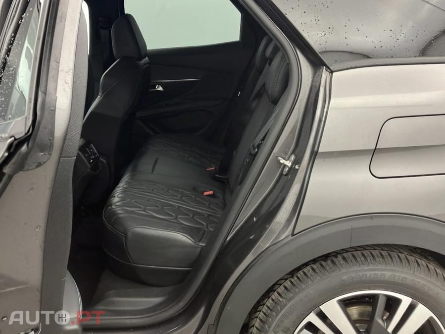 Peugeot 3008 1.6 Hybrid4 Allure Pack e-EAT8