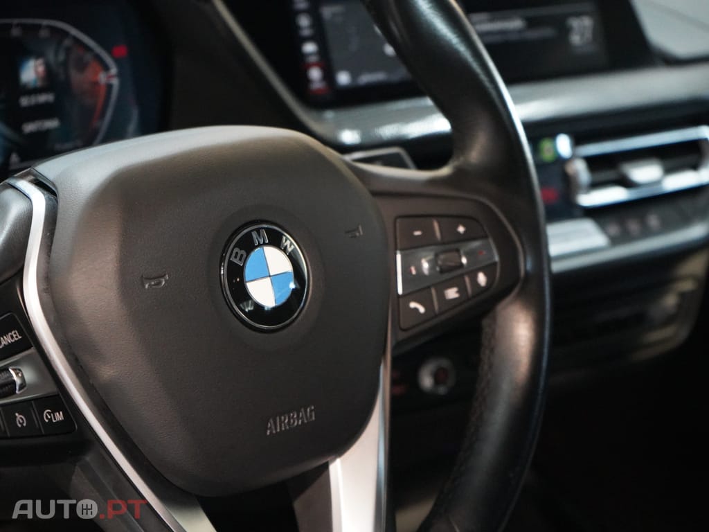 BMW 218 d Line Sport