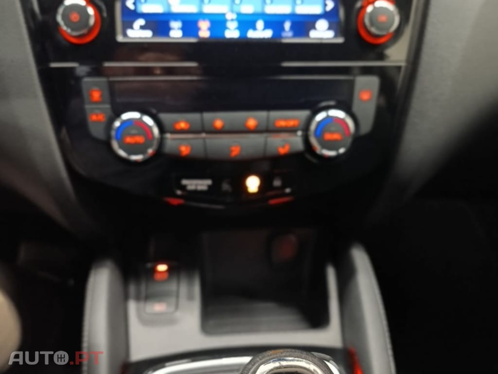 Nissan Qashqai 1.3 DIG-T N-Tekna  