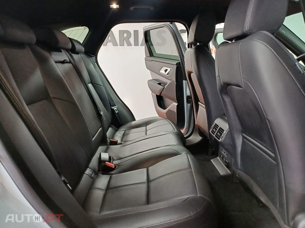 Land Rover Velar 2.0 D200 AWD Dynamic SE