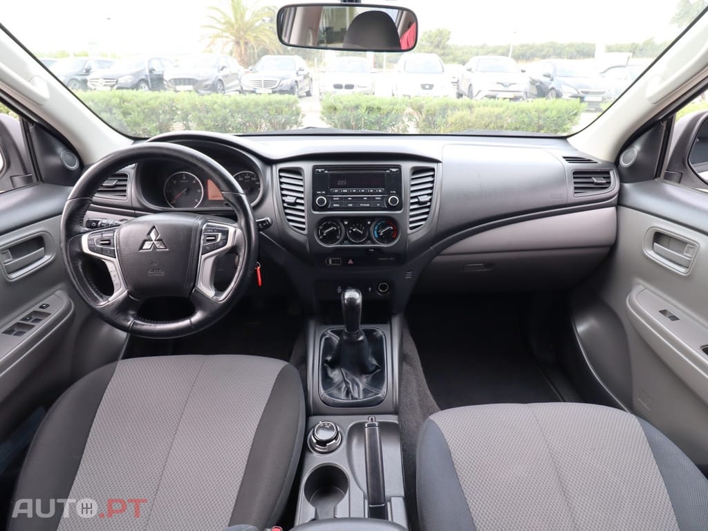 Mitsubishi L200 2.4 DI-D CD 4Kaizen Space Cab 3L 4WD