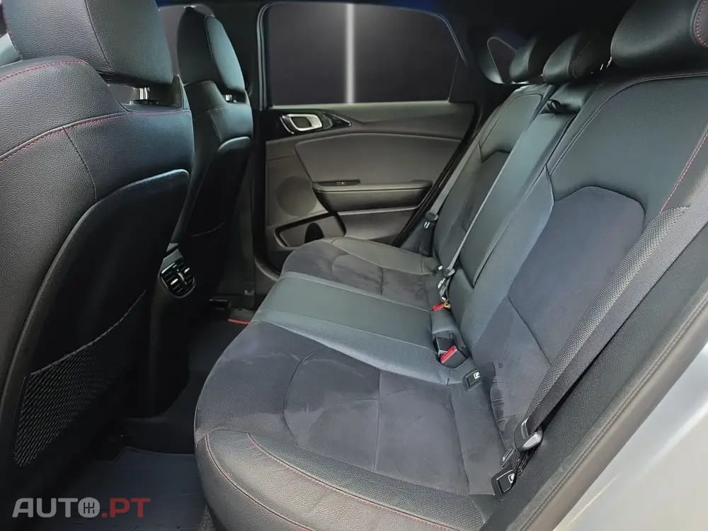 Kia Ceed 1.6 T-GDI GT+SRF