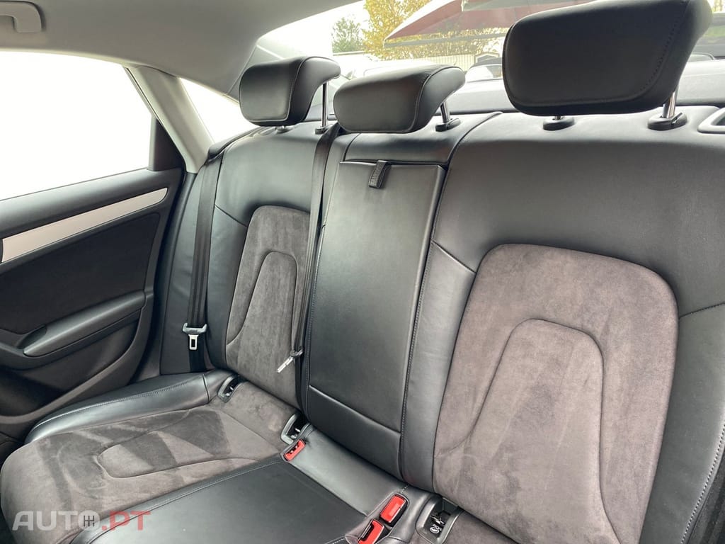 Audi A4 2.0 TDI Business Line S-line