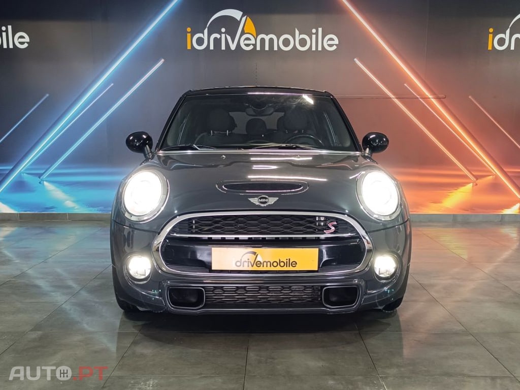 MINI Cooper SD Auto