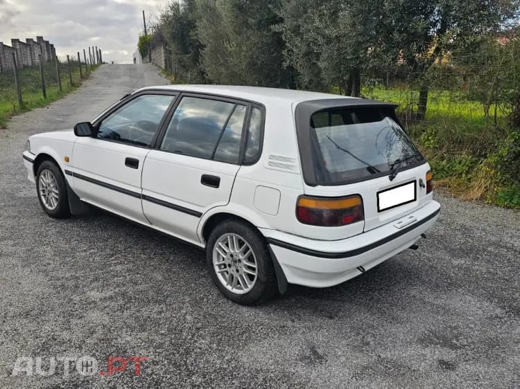 Toyota Corolla 1.3 Gold Line