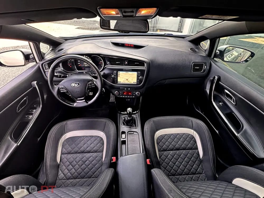 Kia Ceed 1.6 CRDi GT Line