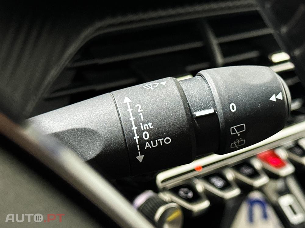 Peugeot E-208 50 kWh Allure Pack