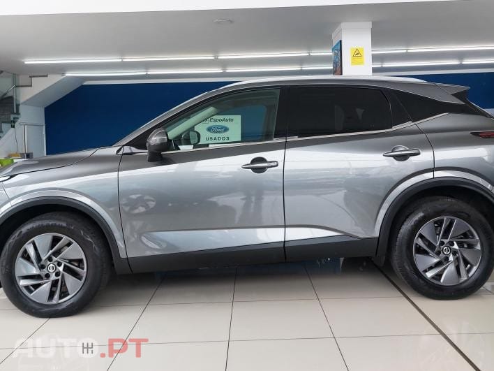 Nissan Qashqai 1.3 DIG-T N-Connecta LED+SKY