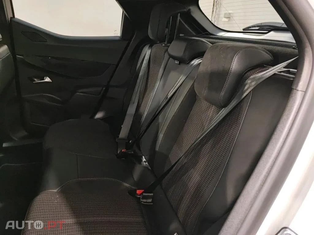 DS DS3 Crossback E-Tense Performance Line