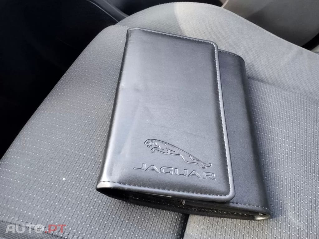 Jaguar F-Pace 2.0 i4D Prestige