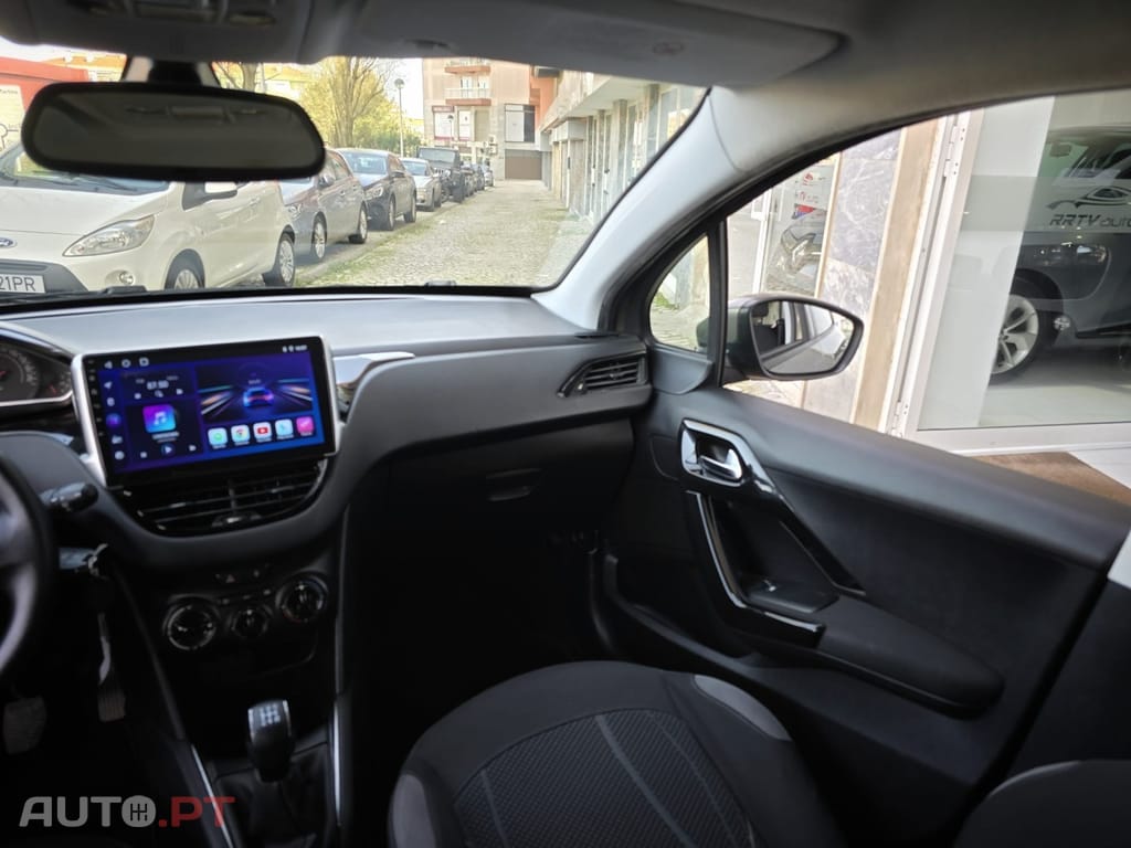 Peugeot 208 1.4 HDi Active