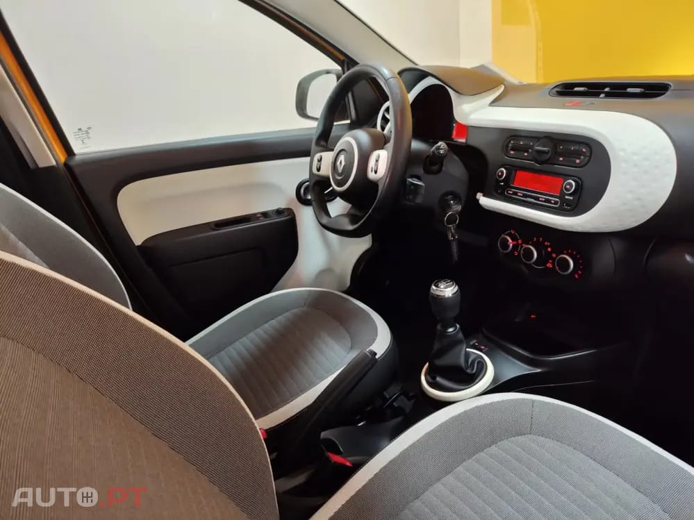 Renault Twingo 1.0 SCe Intens