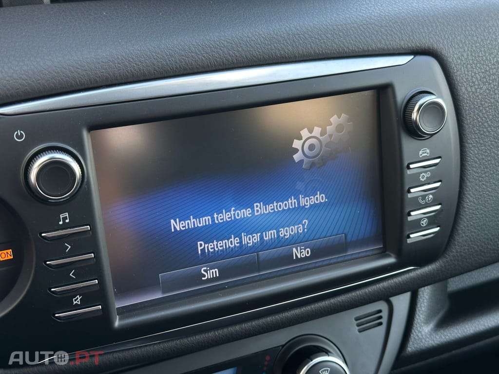 Toyota Yaris 1.5 HSD Comfort +P.Style+P.Techno