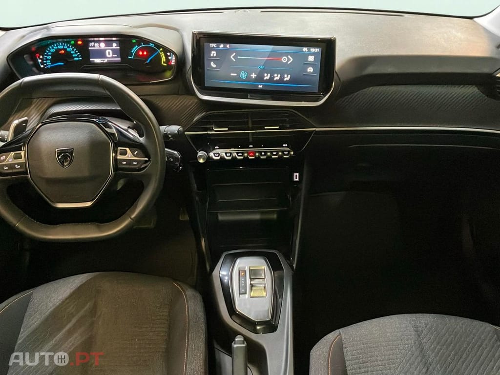Peugeot 208 1.2 Hybrid Allure e-DCS6