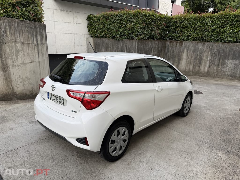 Toyota Yaris 1.0 VVT-i