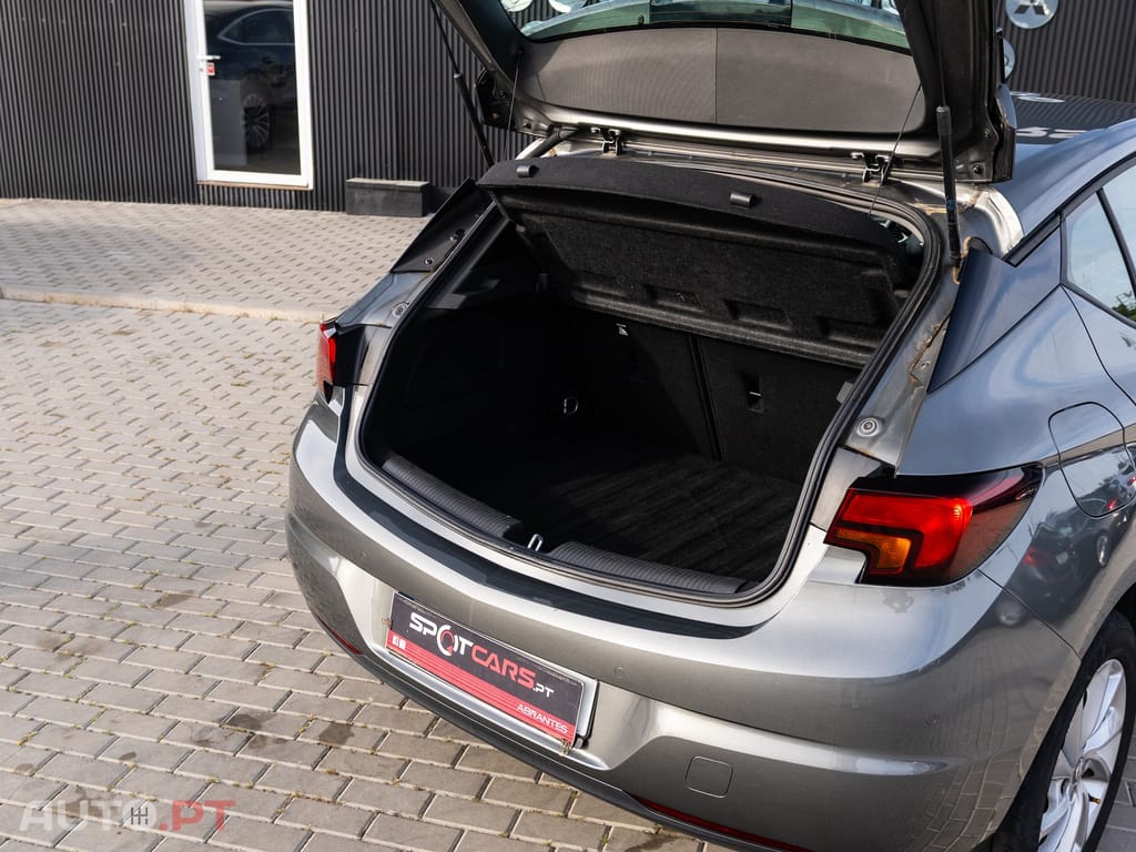 Opel Astra 1.6 CDTI Dynamic S/S