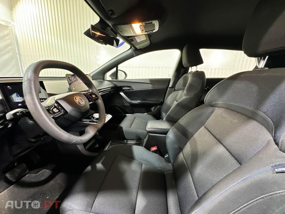 MG MG4 51 kWh Standard