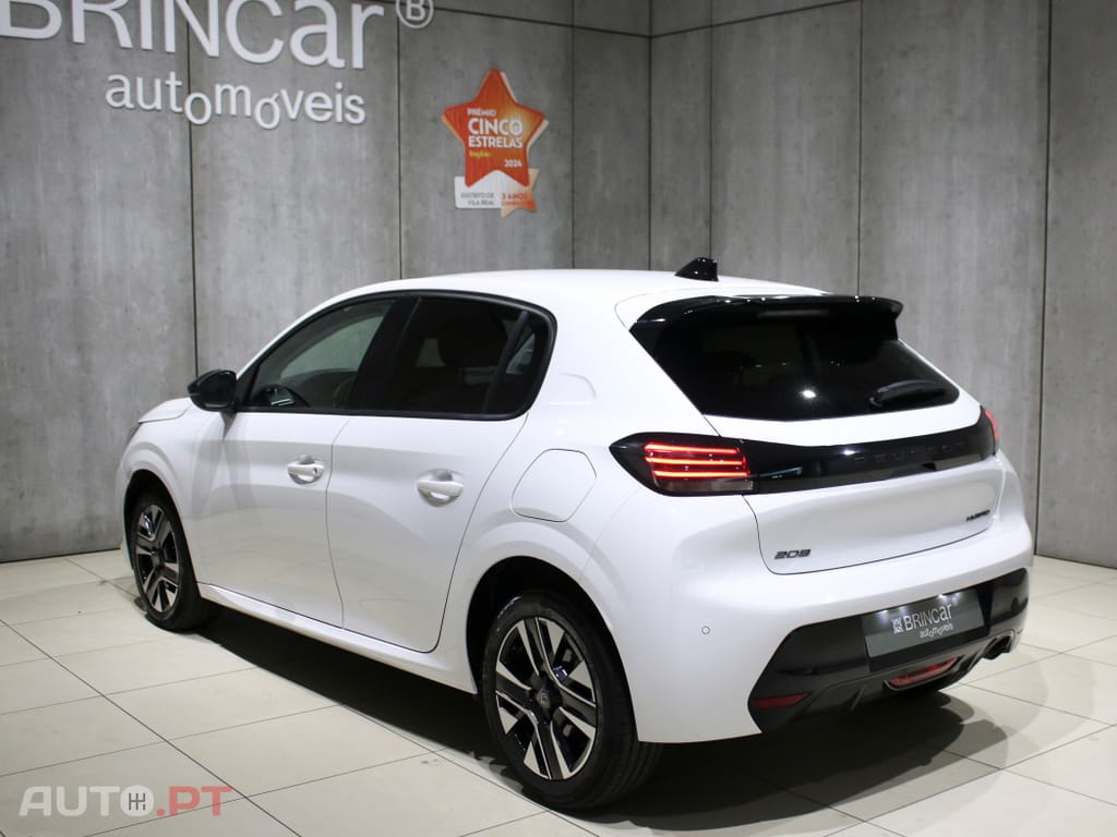 Peugeot 208 1.2 Hybrid Allure e-DCS6