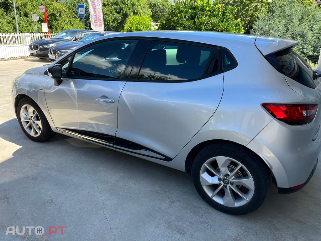 Renault Clio Limited