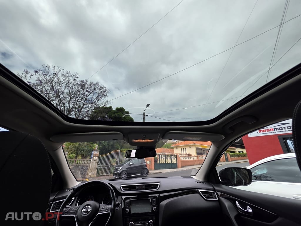 Nissan Qashqai 1.5 dCi N-Connecta J18