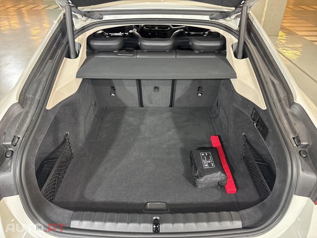 BMW i4 eDrive40