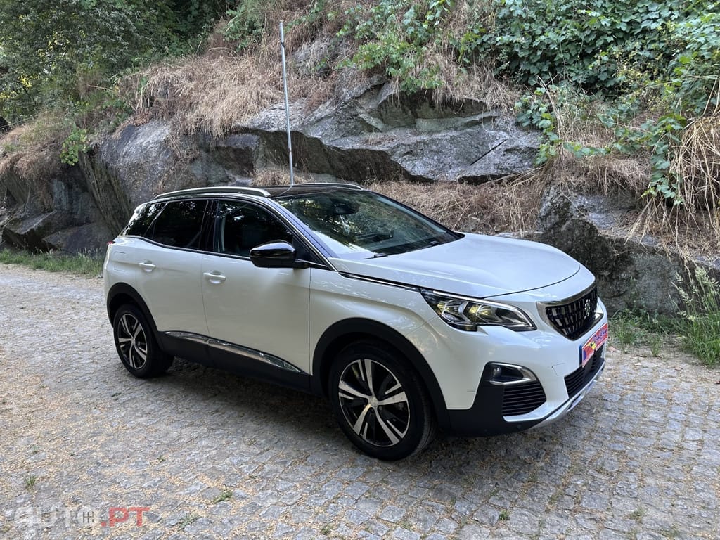 Peugeot 3008 1.2 PureTech Allure EAT8