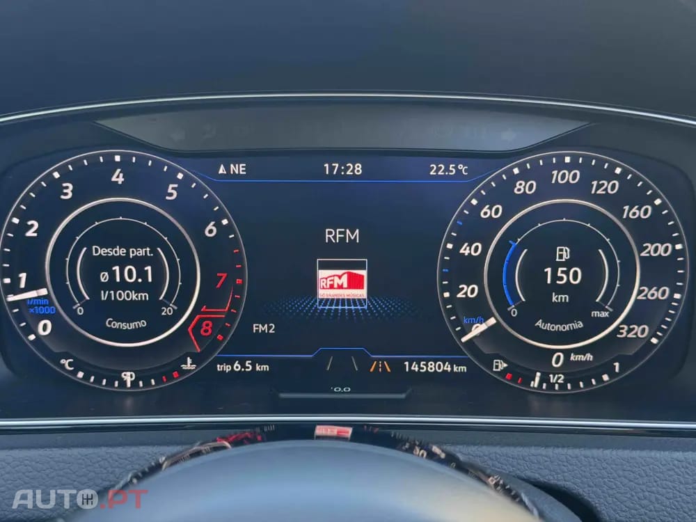 Volkswagen Golf R 4Motion (BlueMotion )