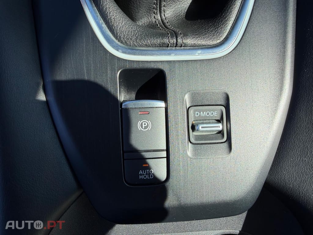 Nissan Qashqai 1.3 DIG-T N-Connecta LED