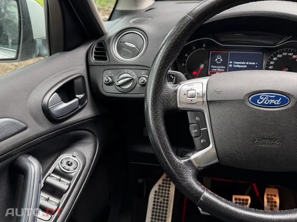 Ford S-Max 2.0 TDCi Titanium 7L