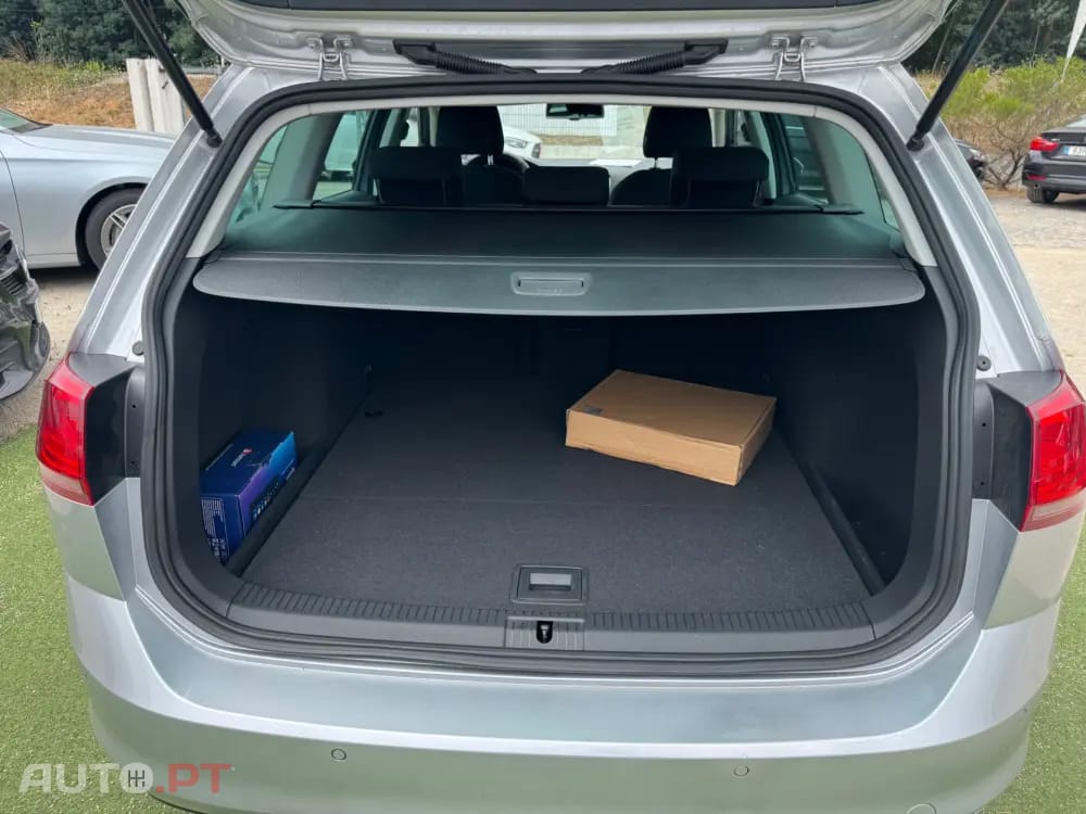 Volkswagen Golf Variant 1.6 TDi Highline DSG