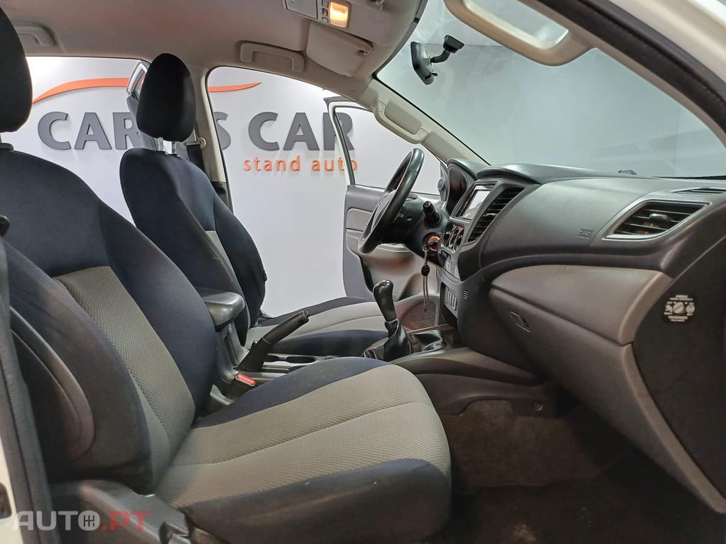Mitsubishi L200 4X2