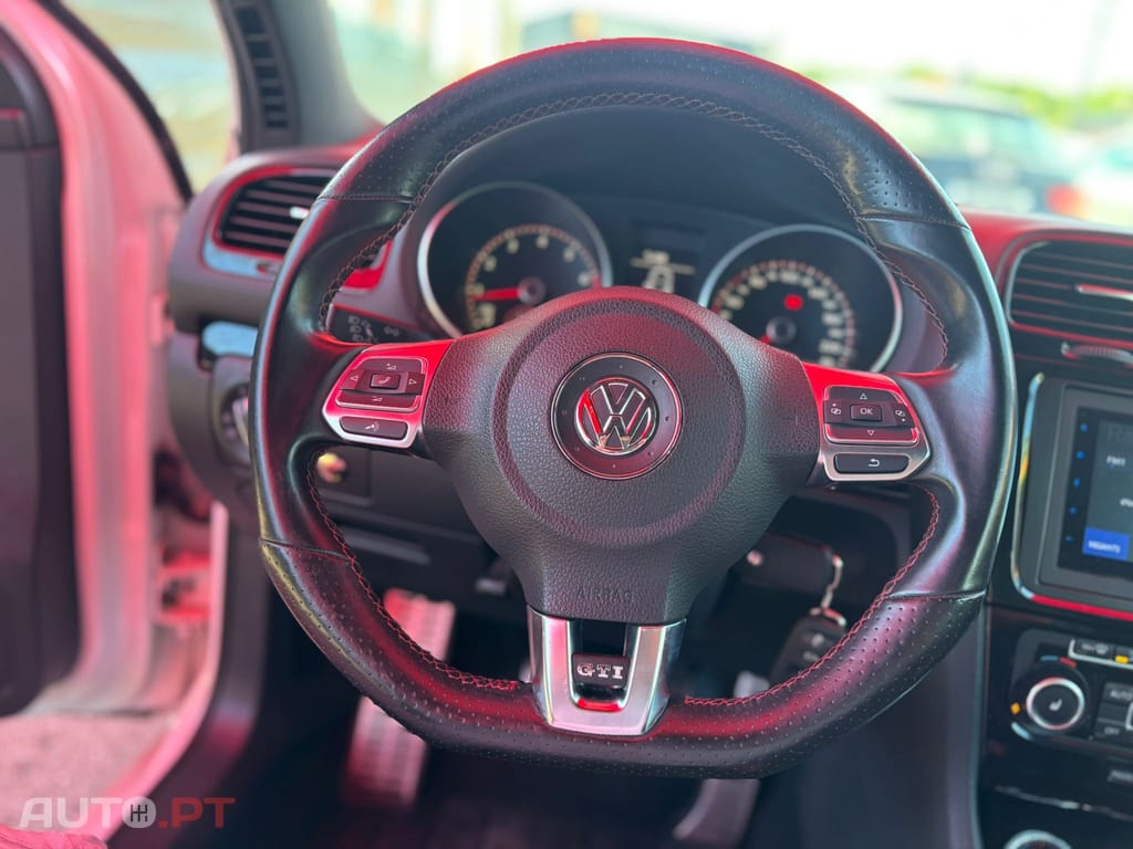 Volkswagen Golf 2.0 TSi GTi