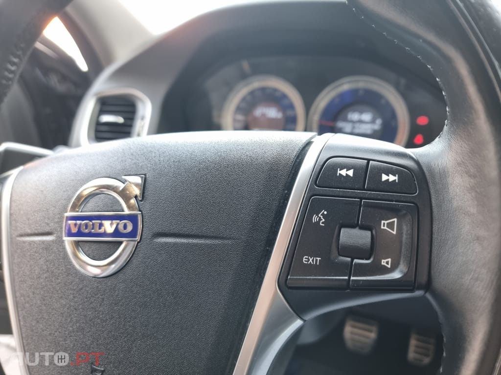 Volvo V60 1.6 D2 R-Design